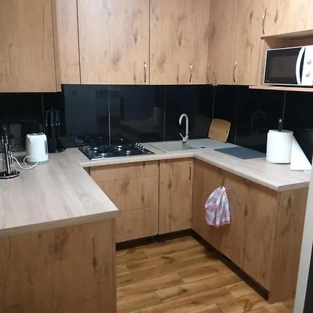 N5 - 2 , Kuchnia , łazienka 5 Osobowy - Freezerhause Izdebno- Noclegigrodziskpl *